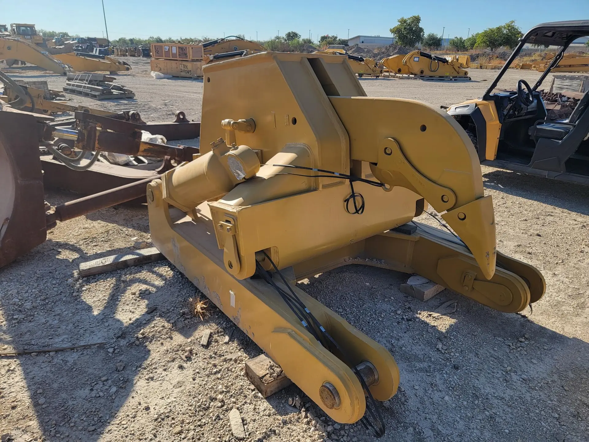 USED D10T SS RIP                            MQ image 1