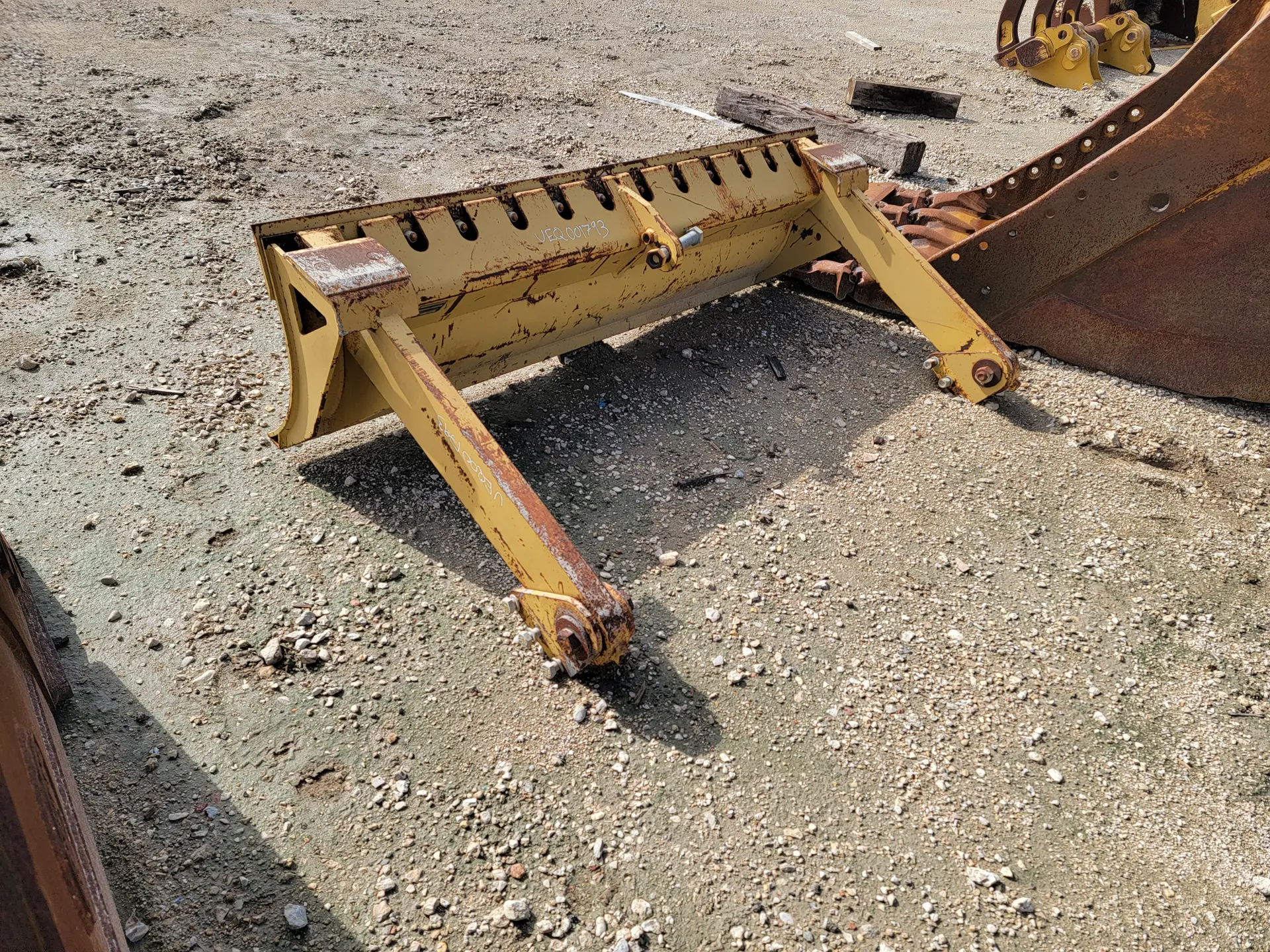 CP433C LEVELING BLADE                     MQ image 1
