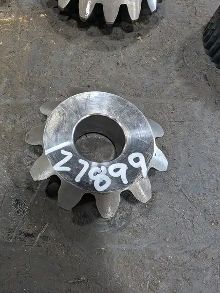 Pinion image 2