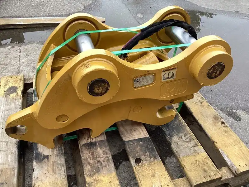 Coupler/s image 2