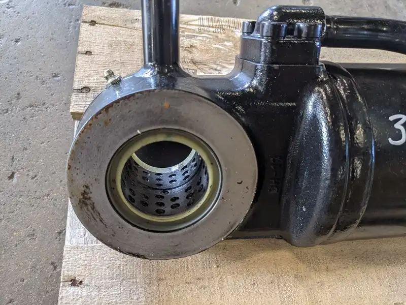 Cyl/Blade RH image 2