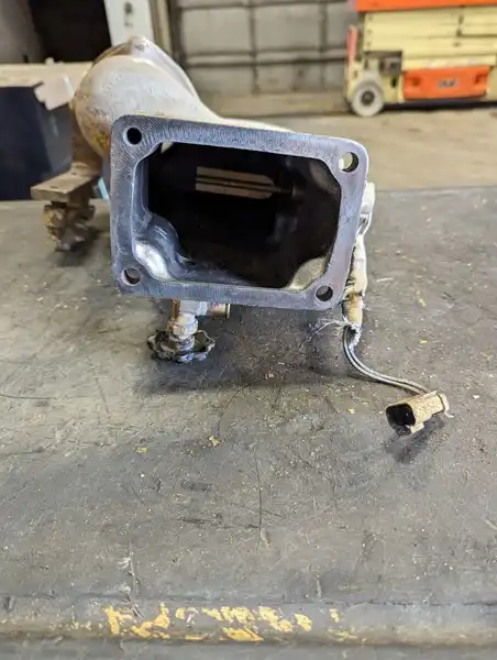 Adapter image 4