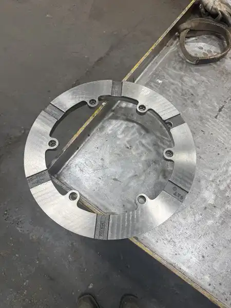 Piston image 2