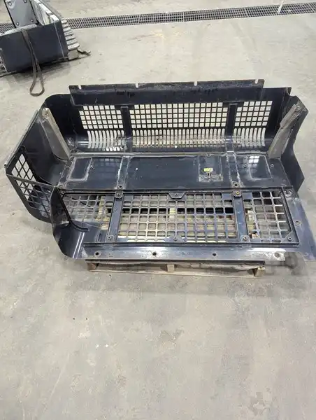 Engine Hood image 3