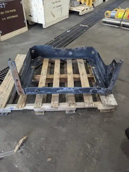 Frame AS image 4