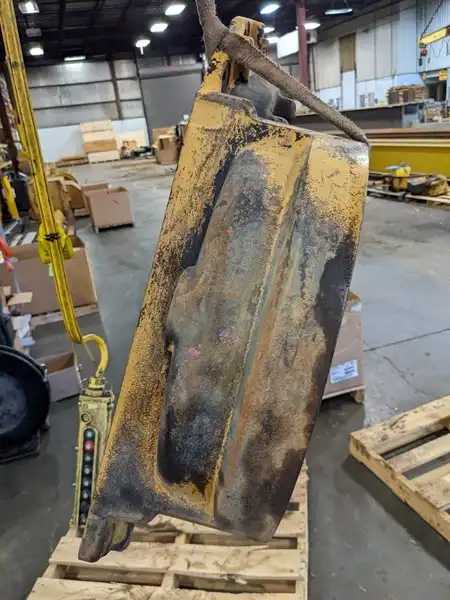 Case LH image 3