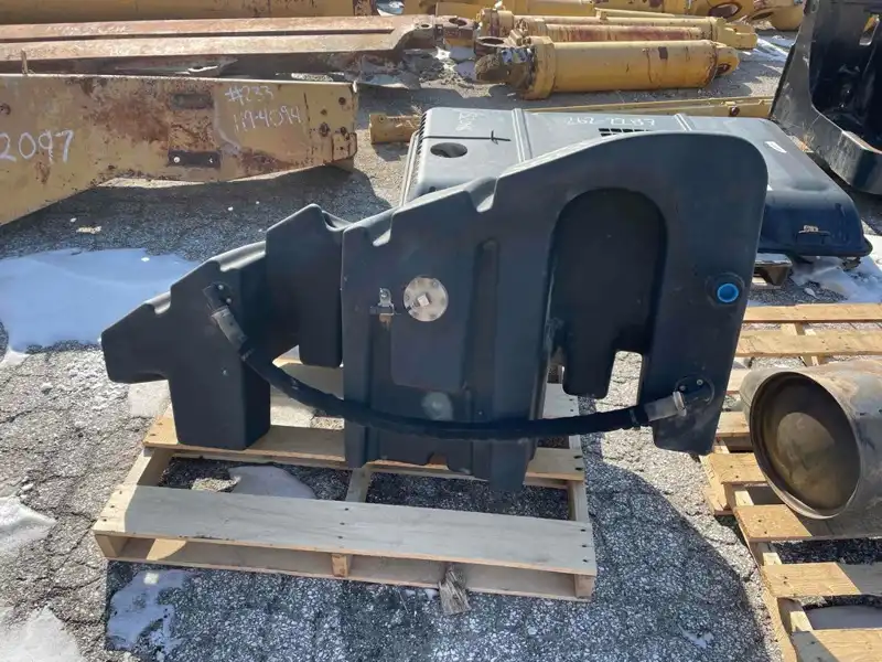 Tank As-rh image 2