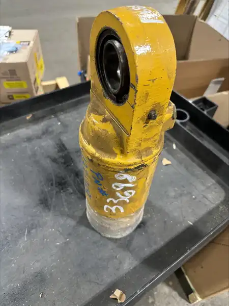 Cylinder AS image 2
