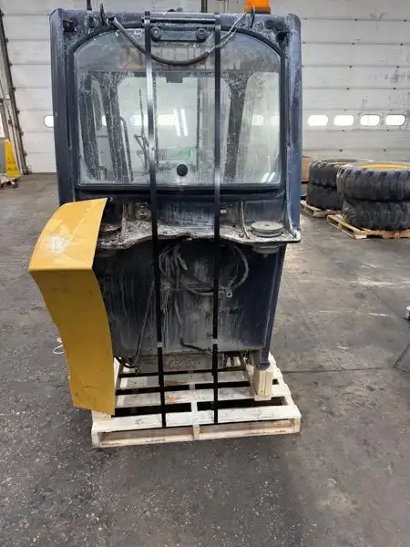 Cab image 3
