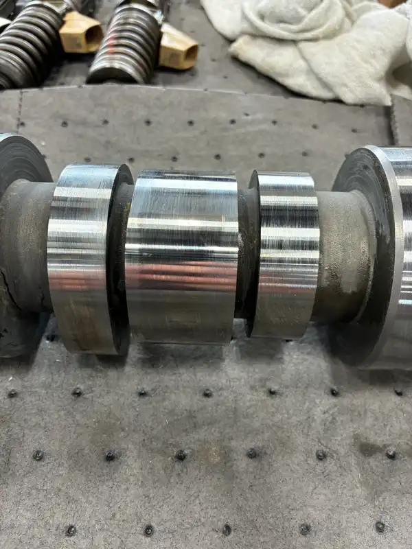 Camshaft image 2