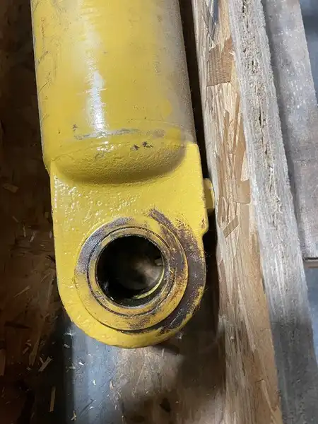 Boom Cylinder Can image 5