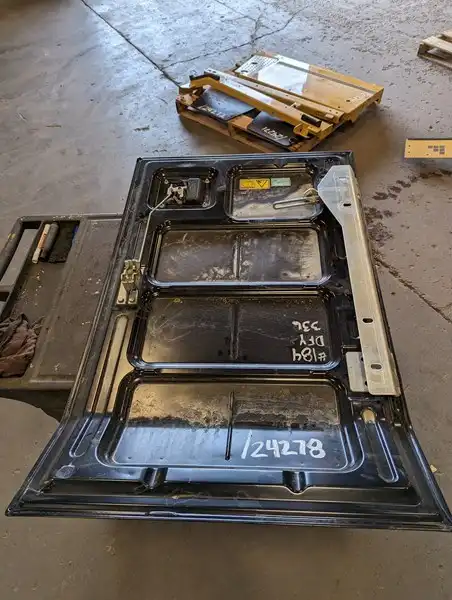 Door GP image 4