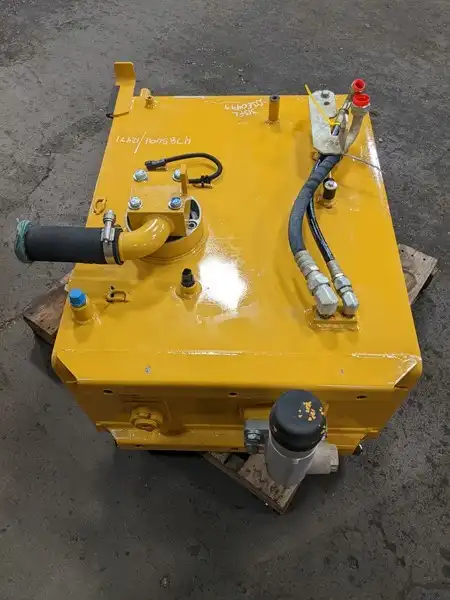 Hydraulic Tank image 2