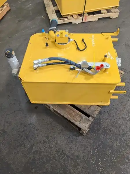 Hydraulic Tank image 3