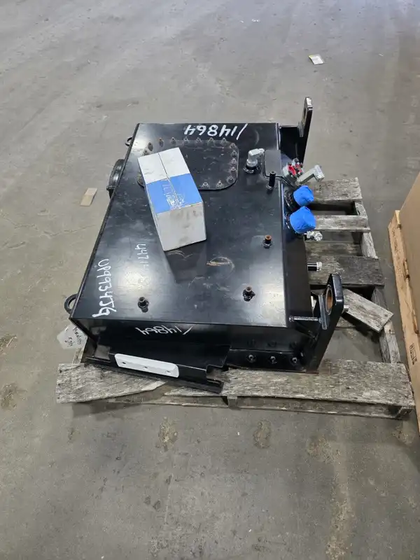 Hydraulic Tank image 3