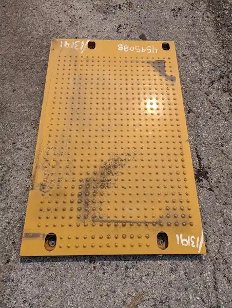 Cover AS. indicator image 1