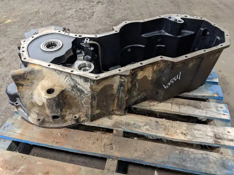 Transmission Housing image 3