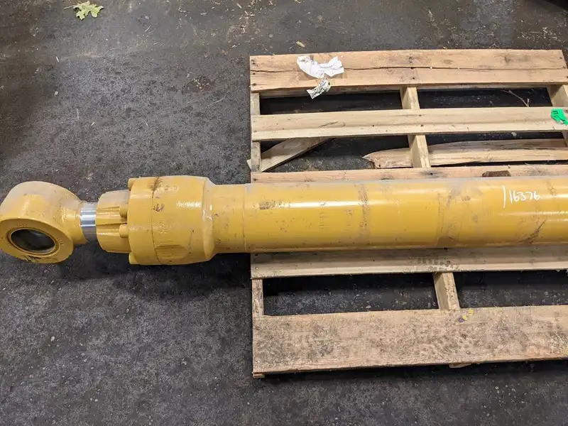 Cyl/Boom image 4