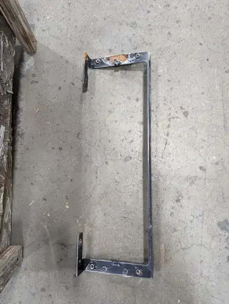 Bracket image 2