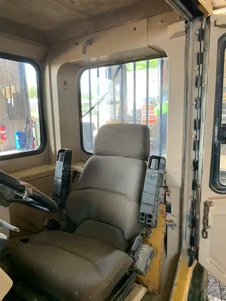 Cab A image 6
