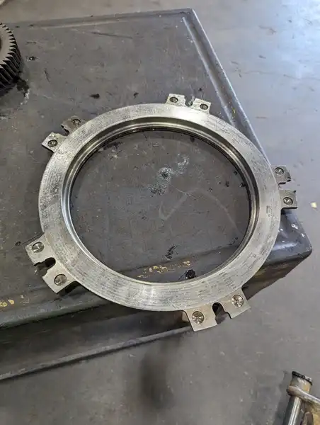 Piston image 2