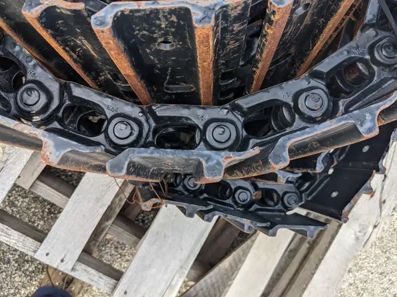 Steel Track GP indicator image 1