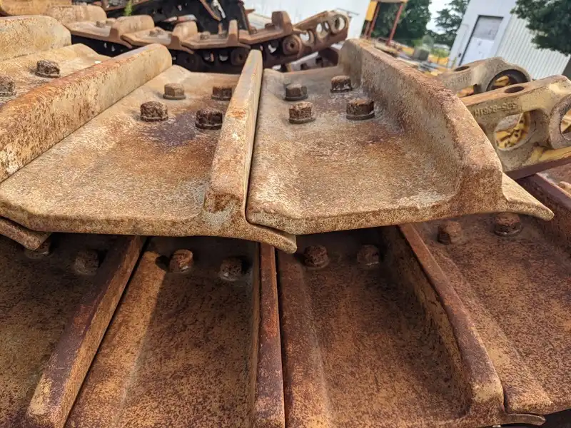 TRACKS/349E image 6