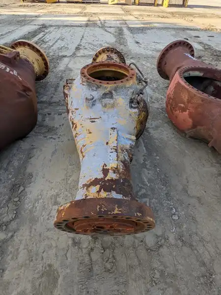 Housing Axle image 3