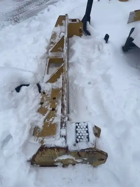 Counterweight image 2