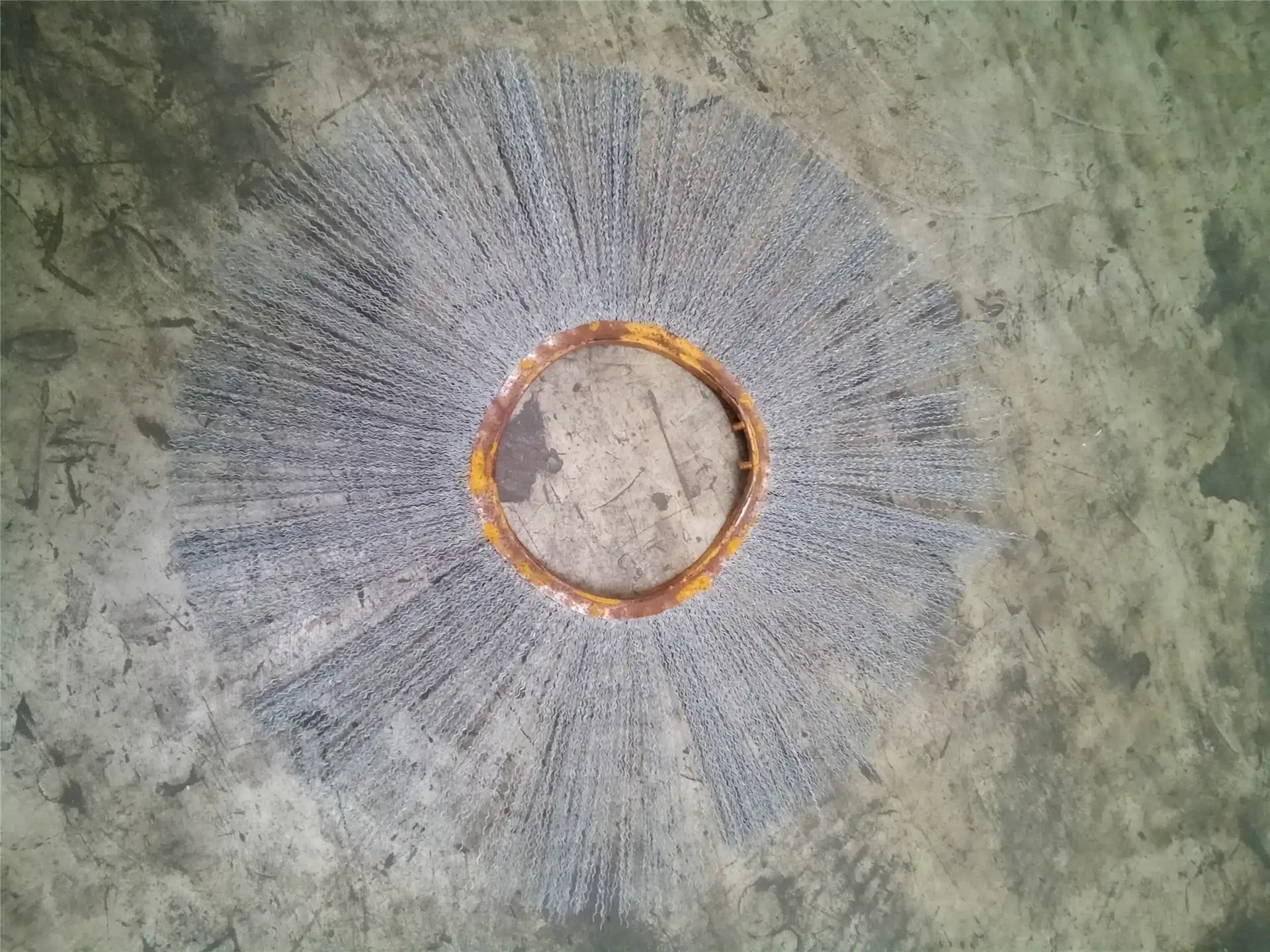 NEW WIRE BRUSH indicator image 1