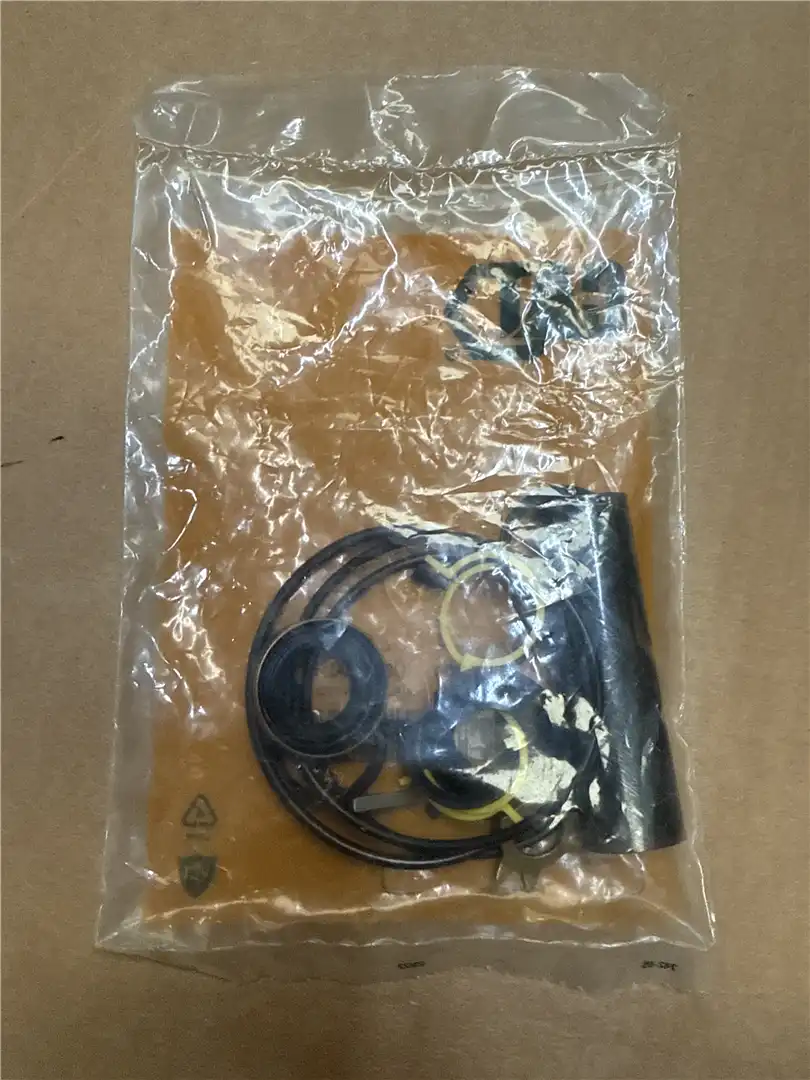 NEW SEAL KIT image 2