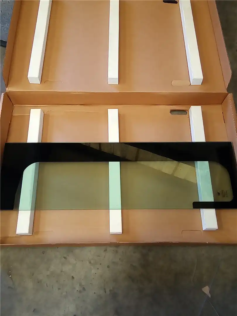 NEW GLASS image 3