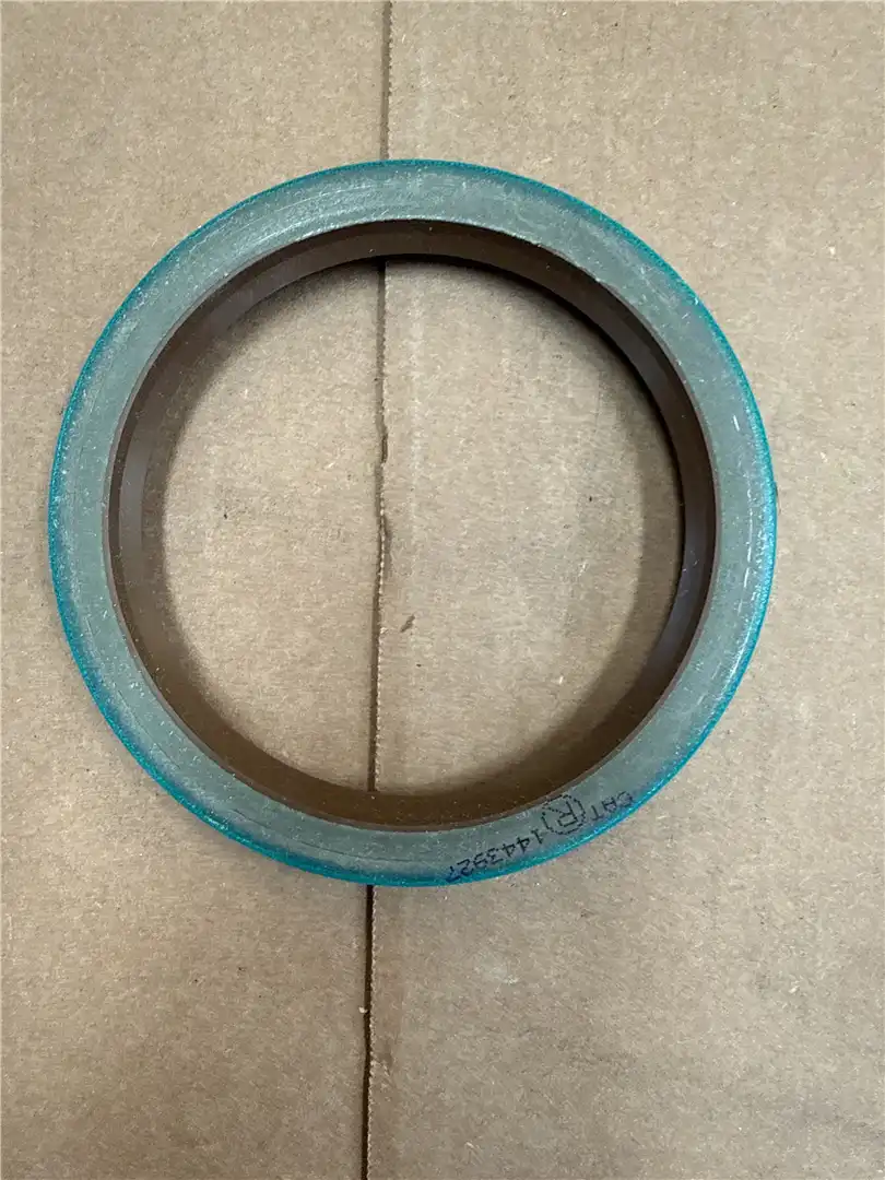 NEW SEAL image 4