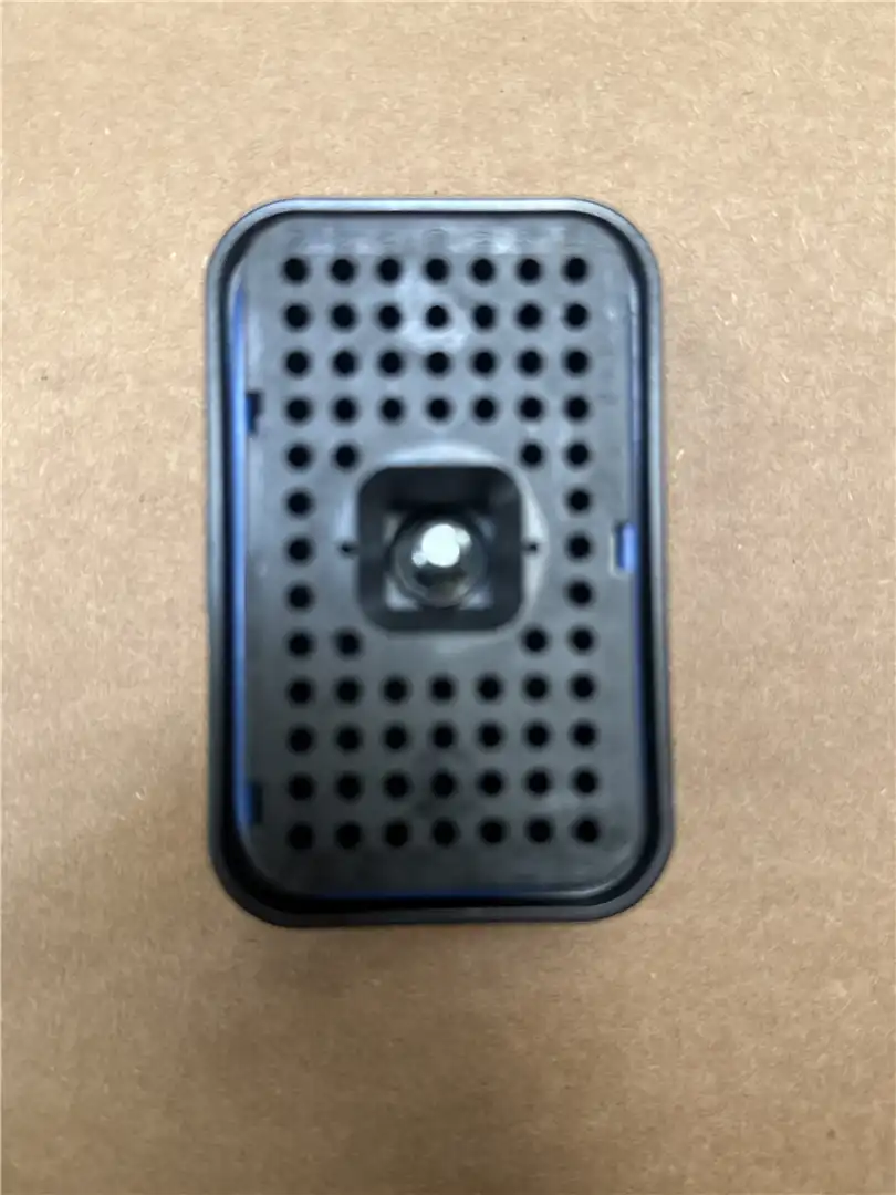 NEW PLUG AS image 2