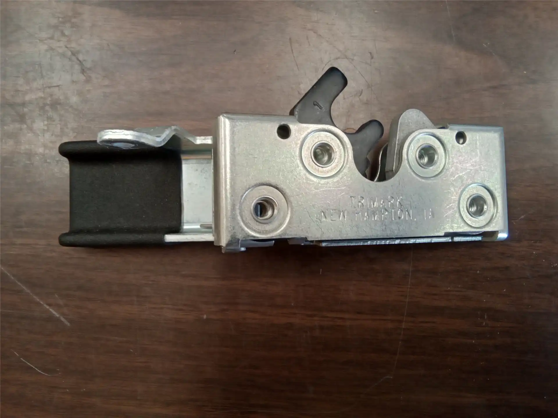 NEW LATCH AS image 2