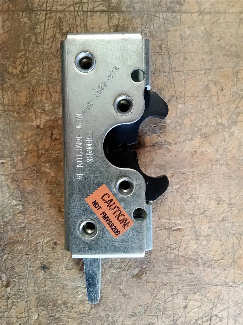 NEW LATCH AS image 2