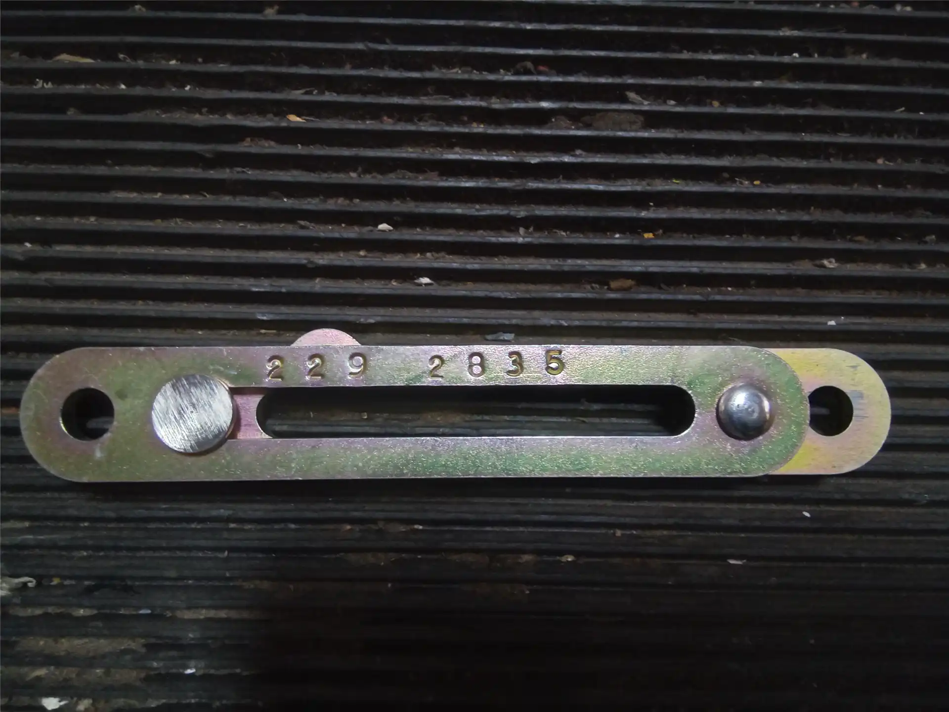 NEW RH PLATE indicator image 1