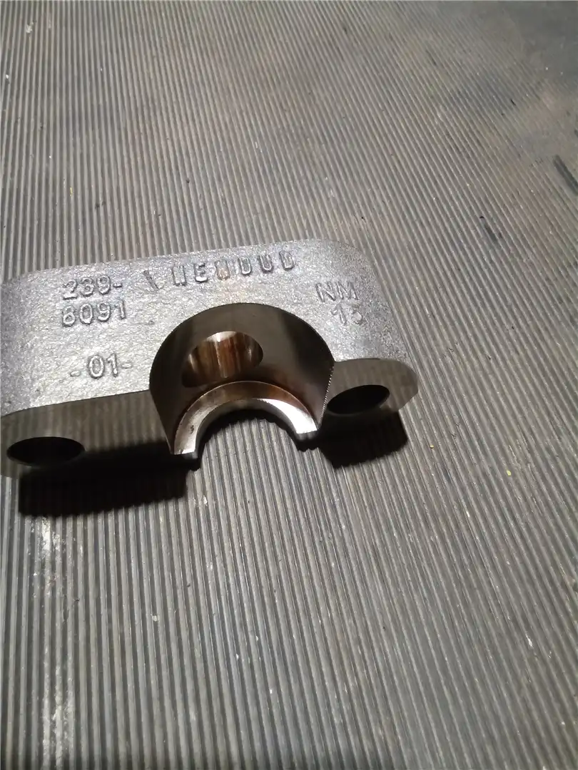 NEW TRACK IDLER BL indicator image 1
