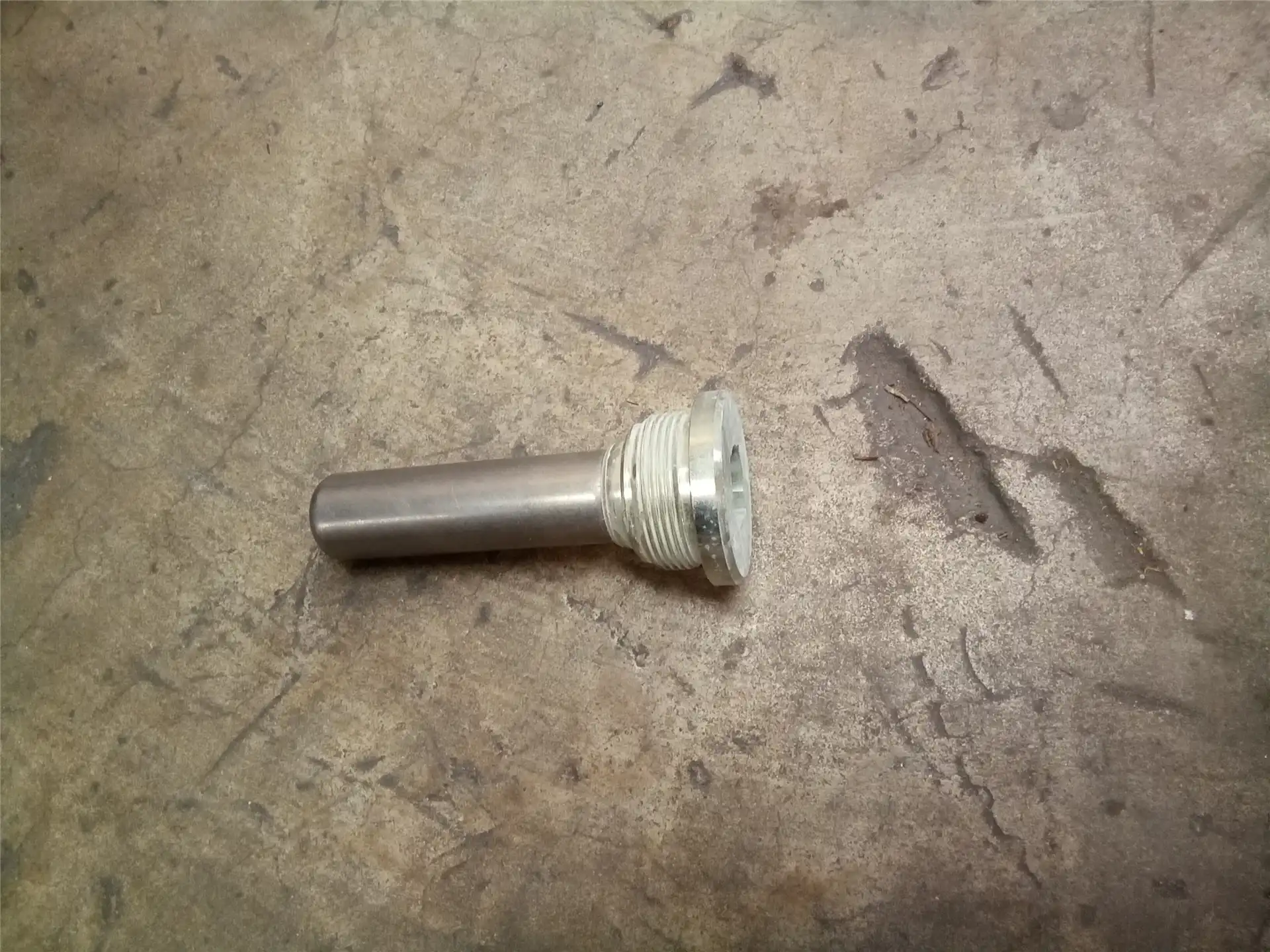 NEW MAGNETIC PLUG indicator image 1
