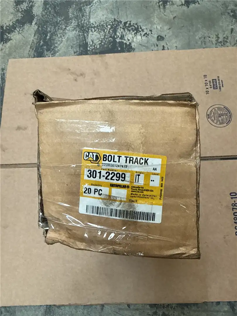 NEW BOX OF BOLT TR image 4