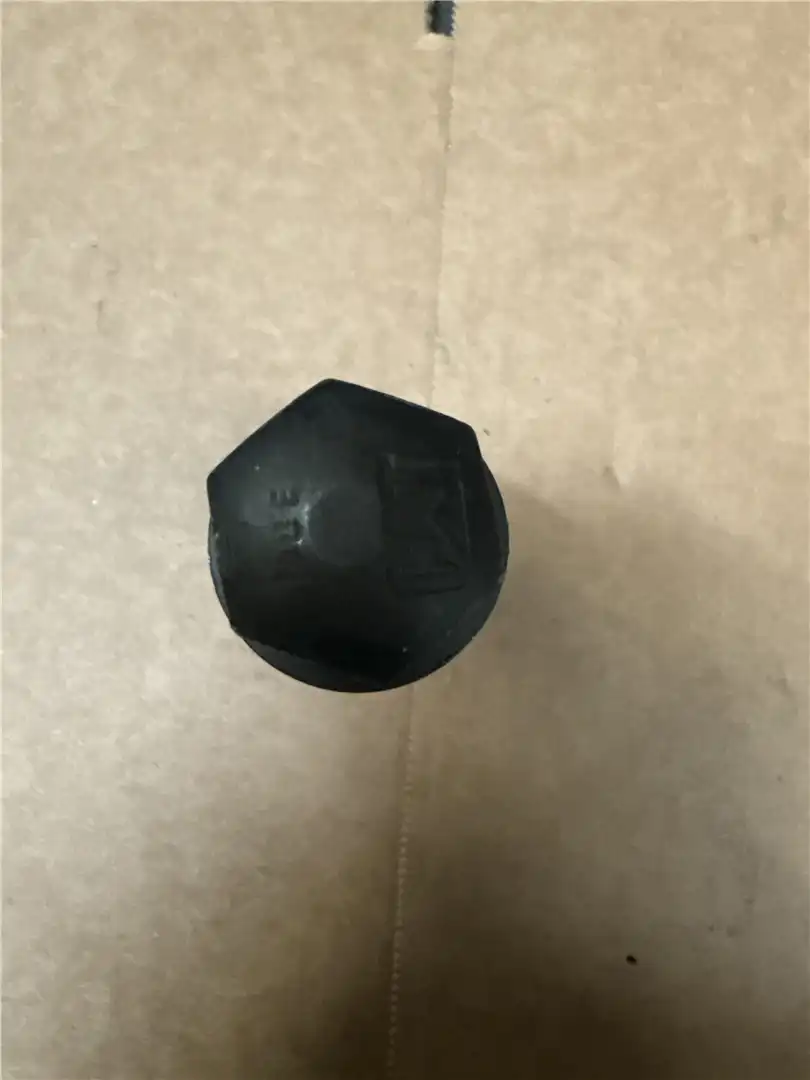 NEW BOX OF BOLT TR image 7