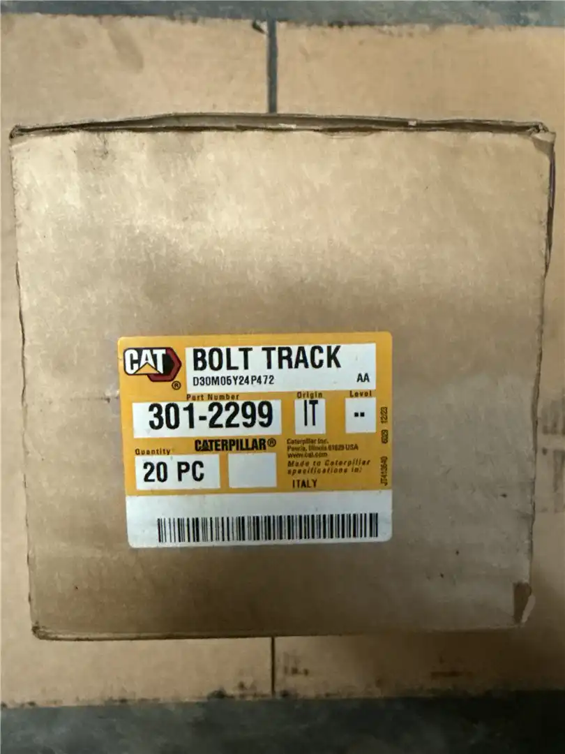 NEW BOX OF BOLT TR image 8
