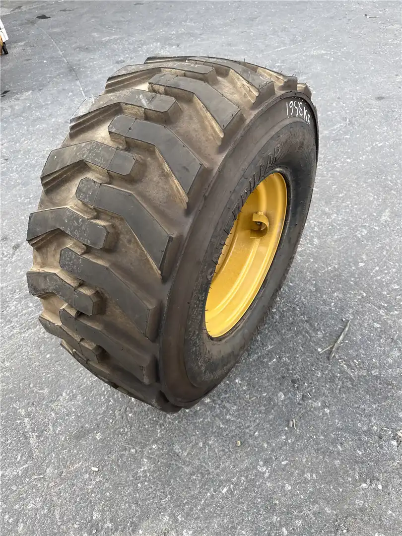 NEW RH TIRE GP indicator image 1