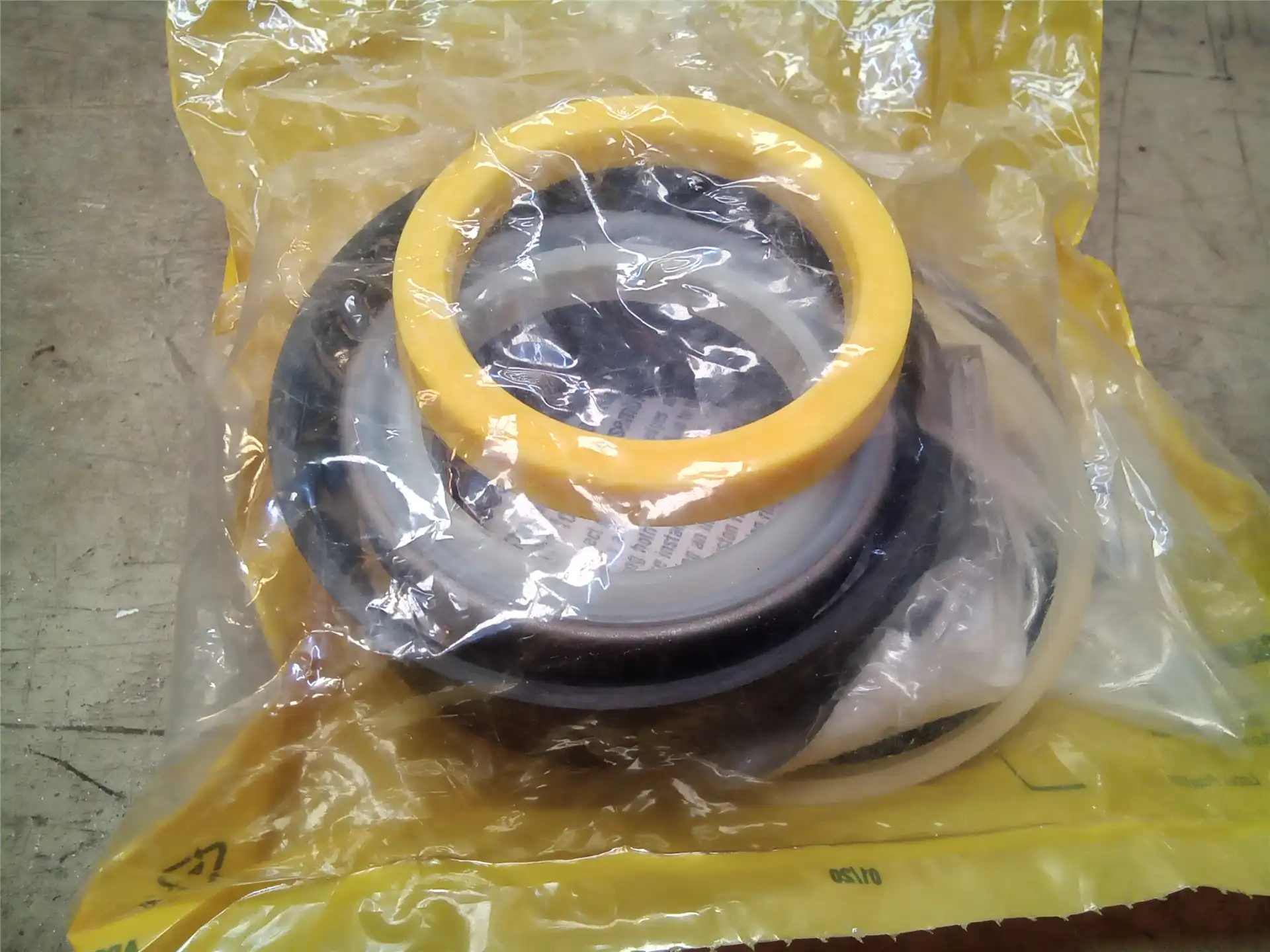 NEW SEAL KIT image 2