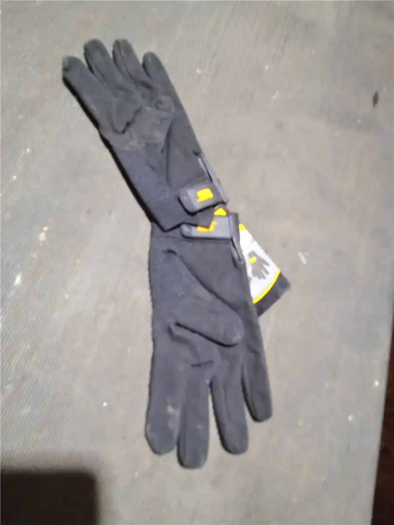 NEW GLOVES image 2