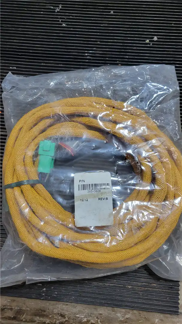 NEW REAR HARNESS image 2