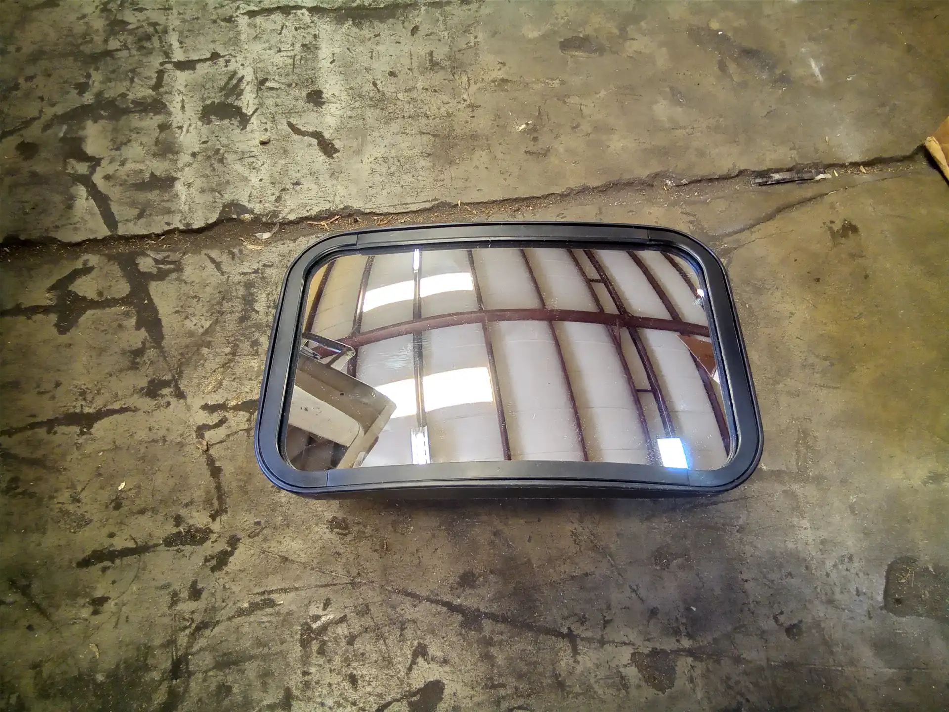 NEW REAR VIEW MIRR image 2