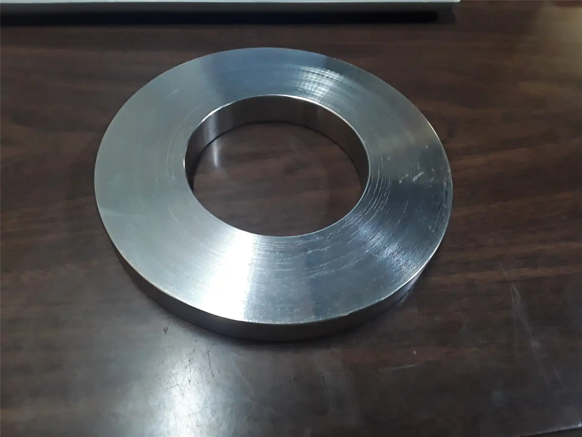 NEW SPACER indicator image 1