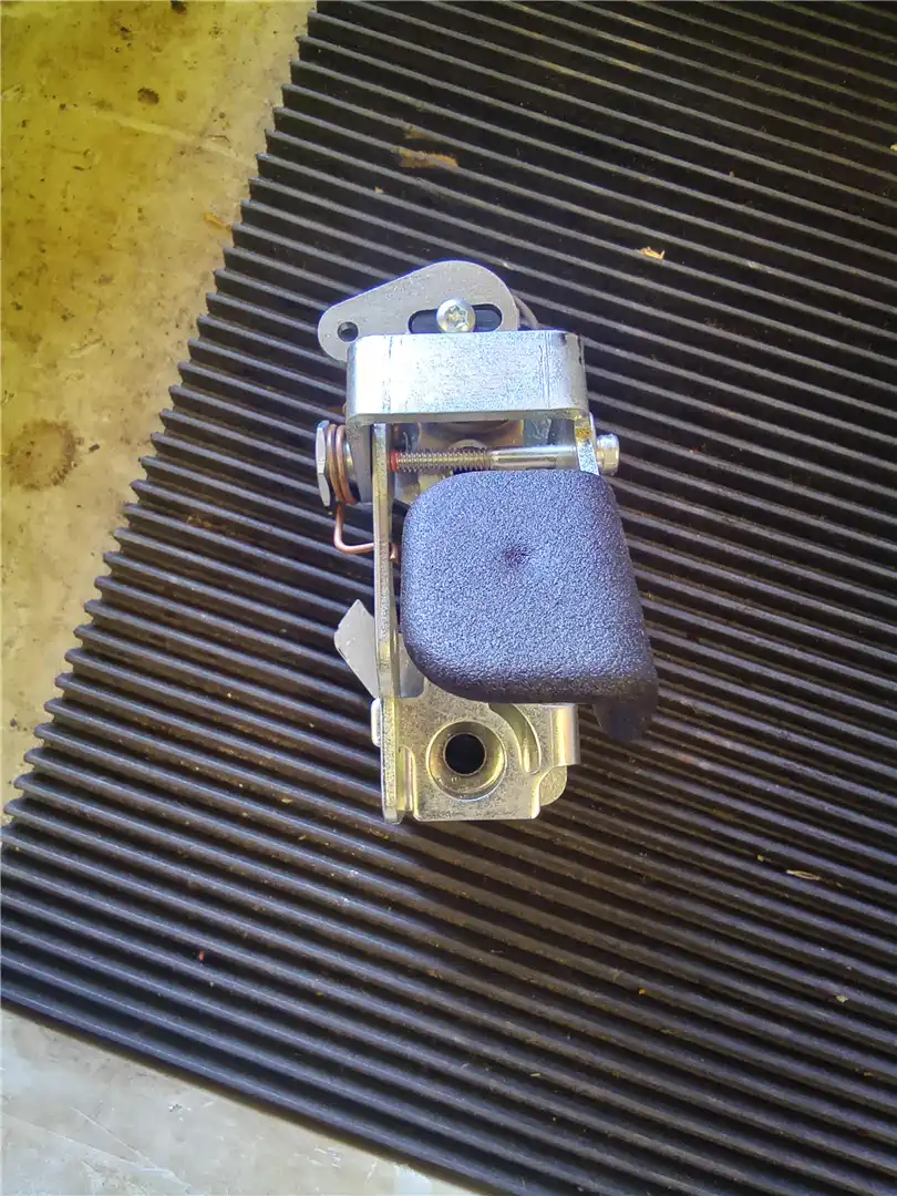 NEW LATCH AS image 3