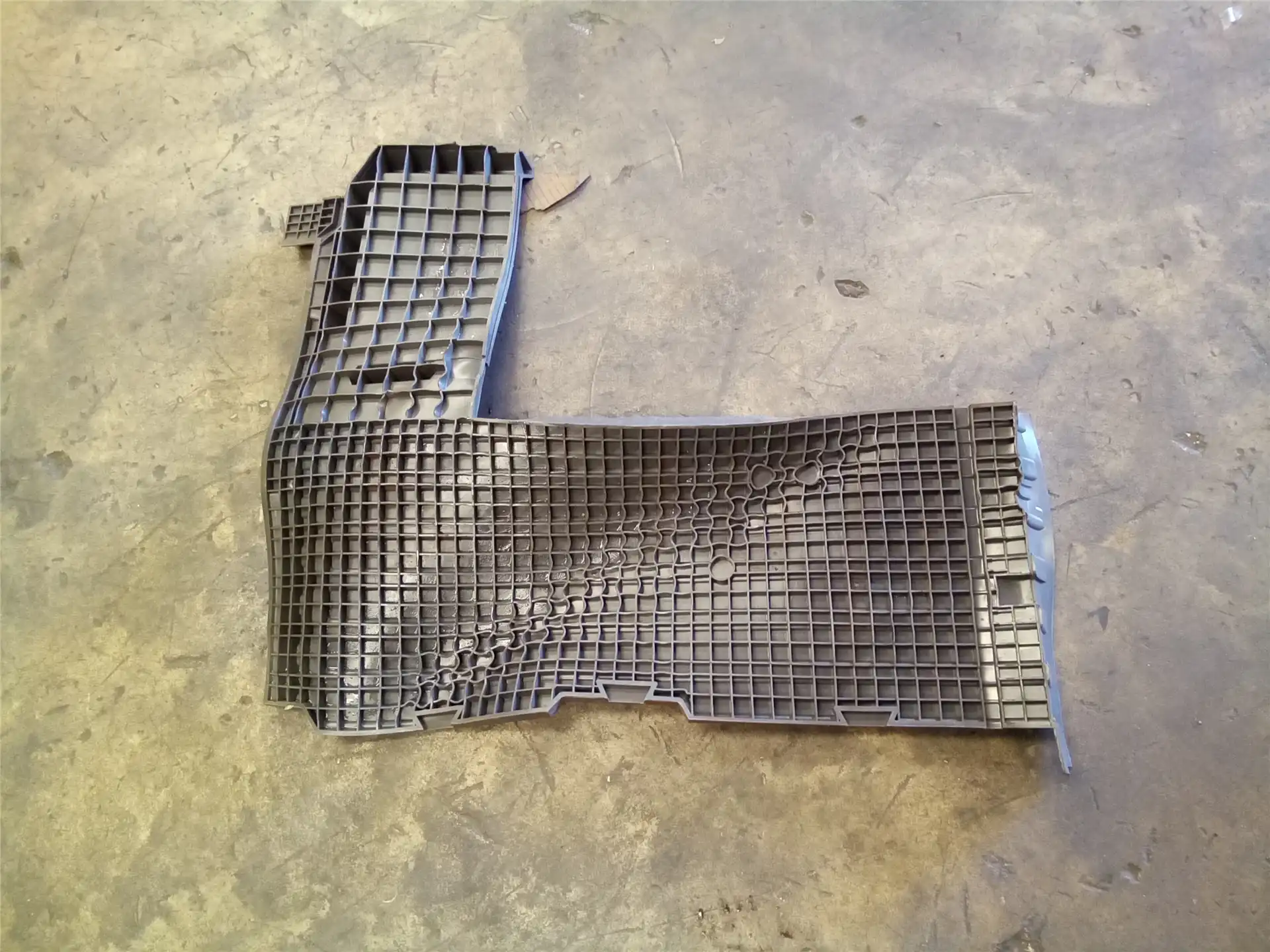 NEW FLOORMAT image 2